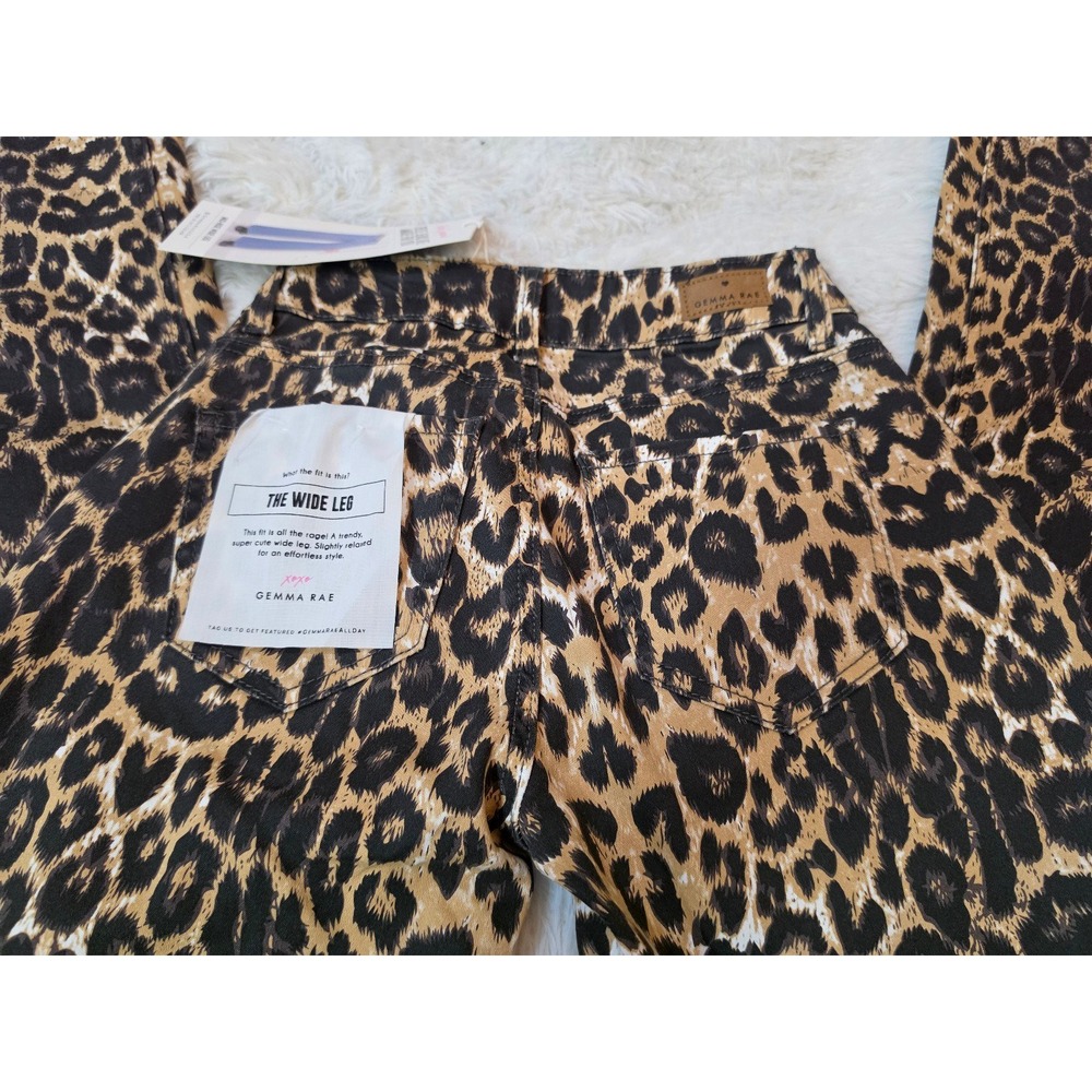 Gemma Rae USA Leopard Print Mid-Rise Wide Leg Jeans NWT Size 00 Ultra Stretch - Picture 7 of 9